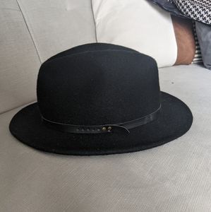 Ecote black 100% wool hat